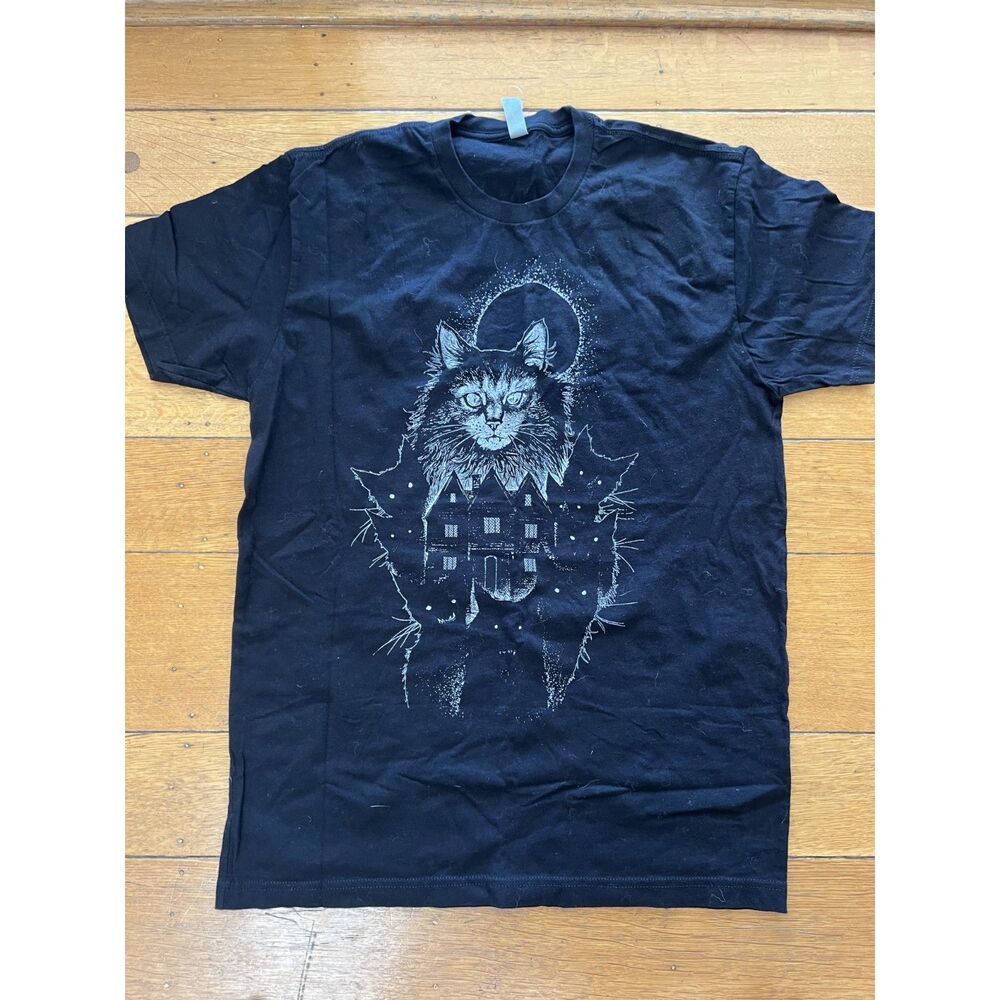 NWOT Gothic Cat & Haunted House Moon Graphic T, Dark Academia, Halloween, Size M